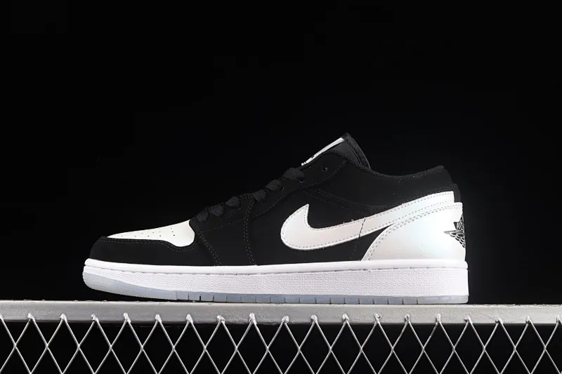 All categories Air Jordan Jordan series basketball shoes Air Jordan 1 Low Air Jordan 1 AJ1 Joe 1 black and white laser low-top retro cultural basketball shoes DH6931-001